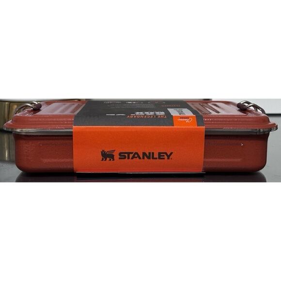 STANLEY CLASSIC LEGENDARY USEFUL BOX | 1.25 QT, HAMMERTONE CLAY - Picture 4 of 6